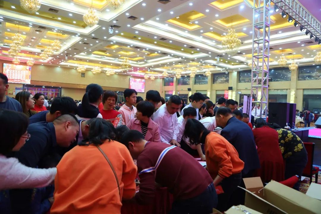 金虎迎新·領跑2022 | 集團年度總結會暨新年晚會完美落幕!(圖23) 金虎迎新·領跑2022 | 集團年度總結會暨新年晚會完美落幕!(圖23)