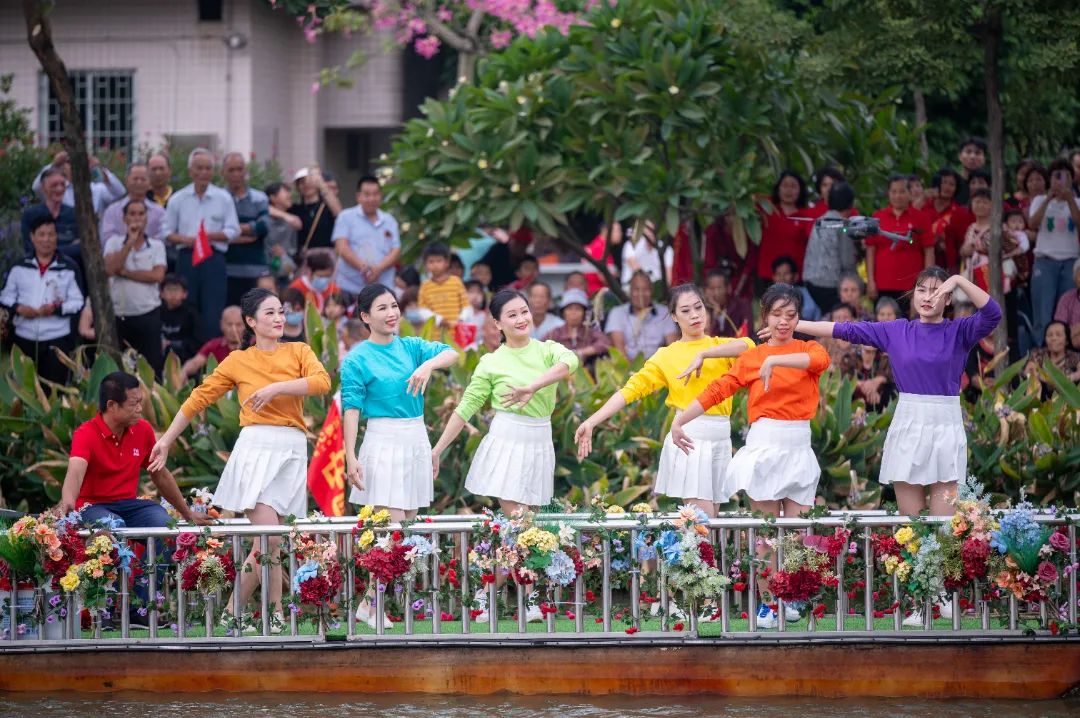燃動金秋 | 草艇競渡，奪人風采彰顯非遺文化瑰寶之韻(圖6)