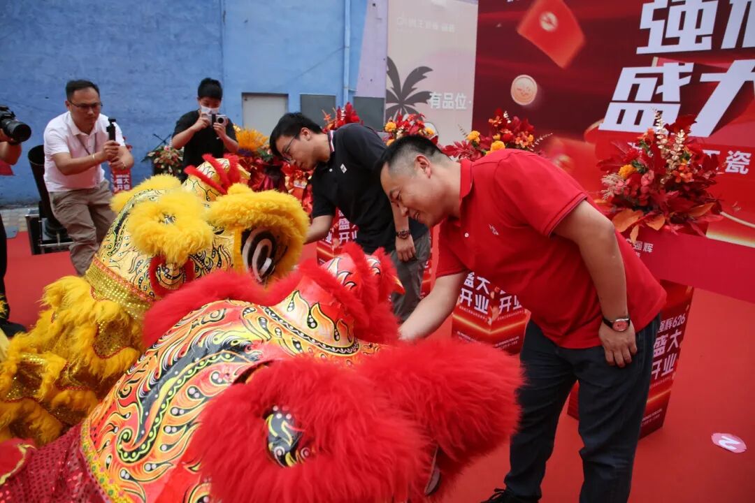 步履不停 奔赴新程 | 強(qiáng)輝山東淄博旗艦店盛大開(kāi)業(yè)(圖7)